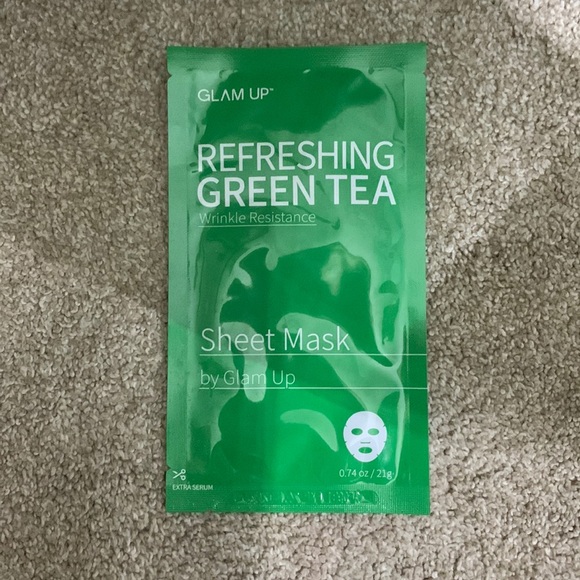 Glam up - Picture 1 of 6